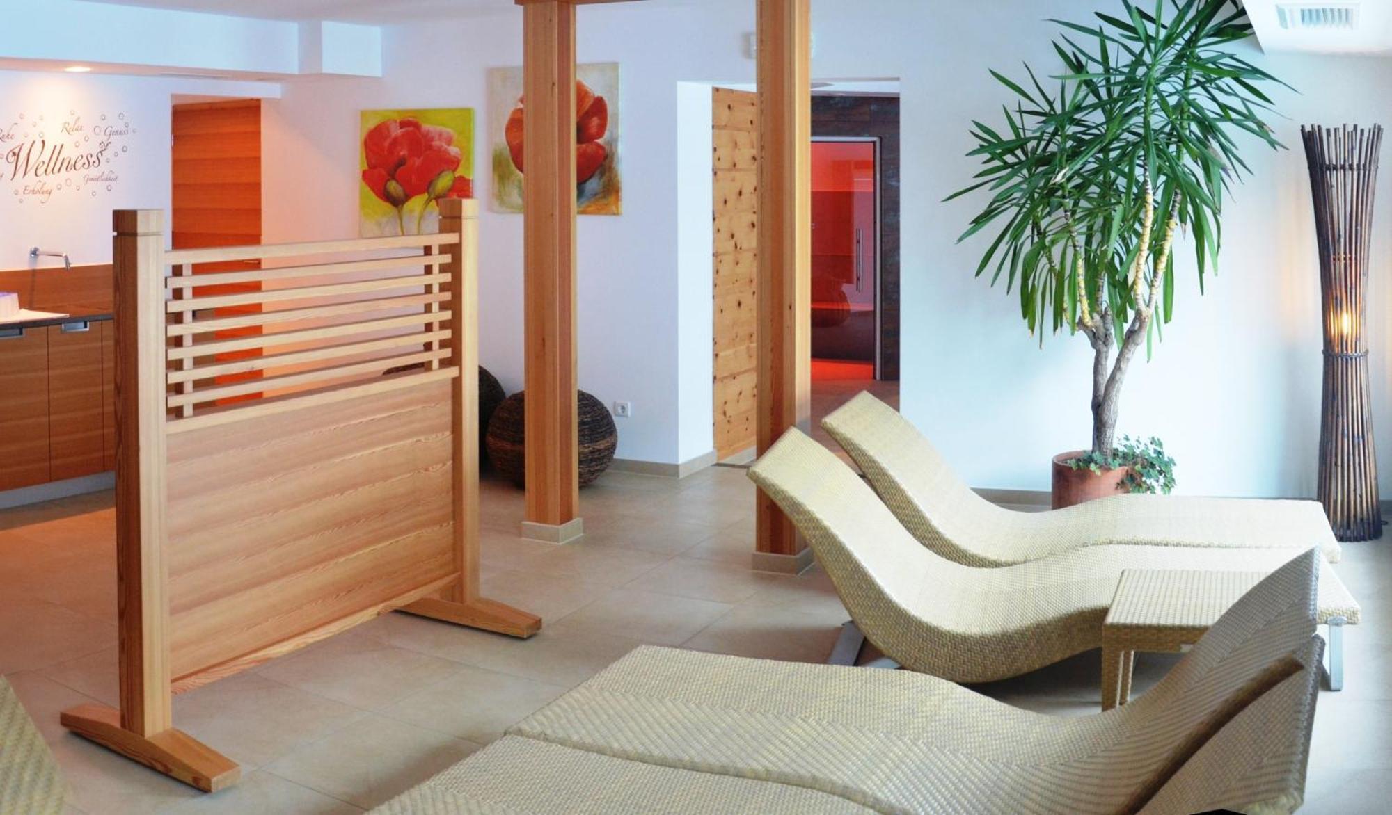 Gampen Hotel 3*